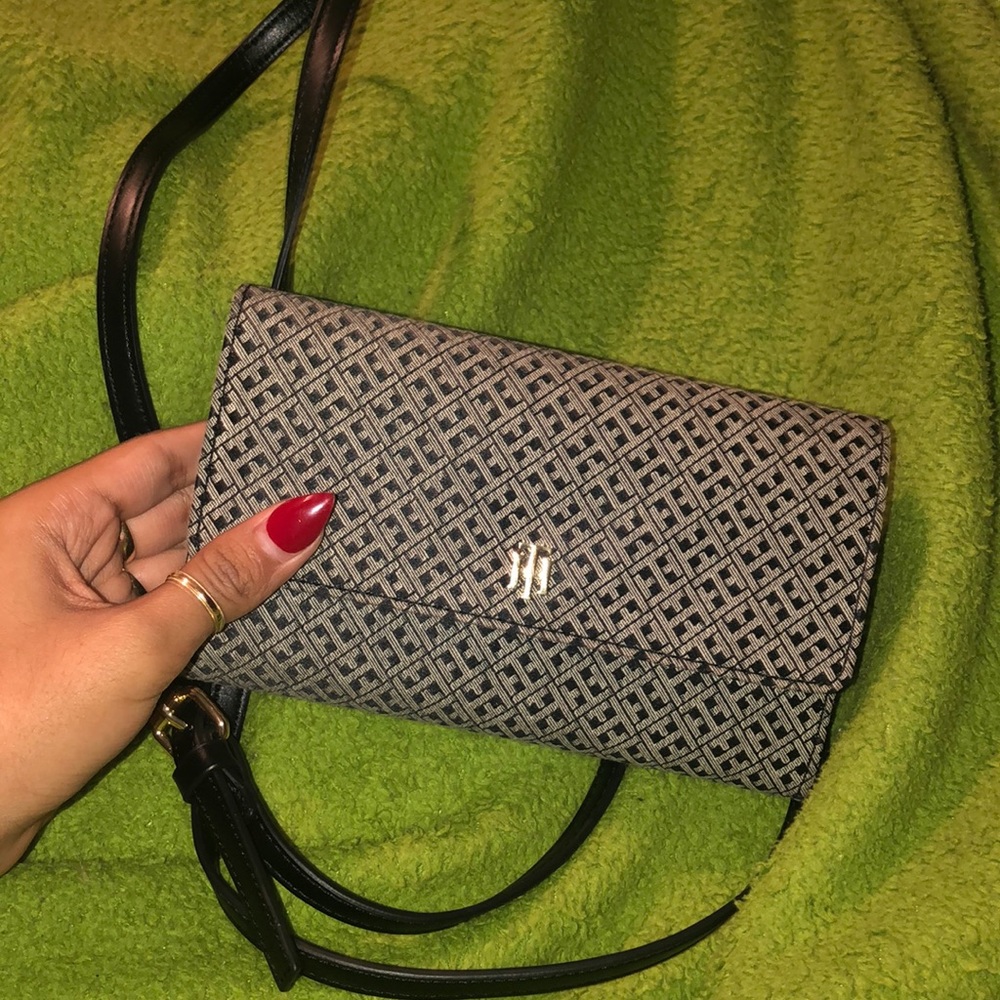 Tommy Hilfiger wallet purse